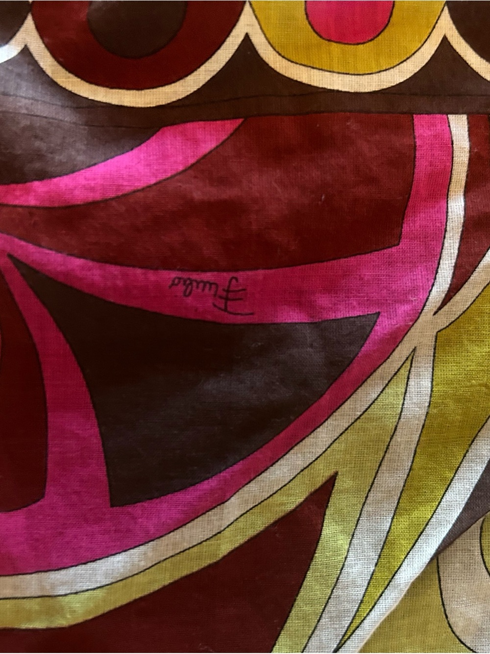 Vintage Emilio Pucci Vibrant Pink, Yellow & Brown Circular Print Cotton Scarf - Picture 4 of 4